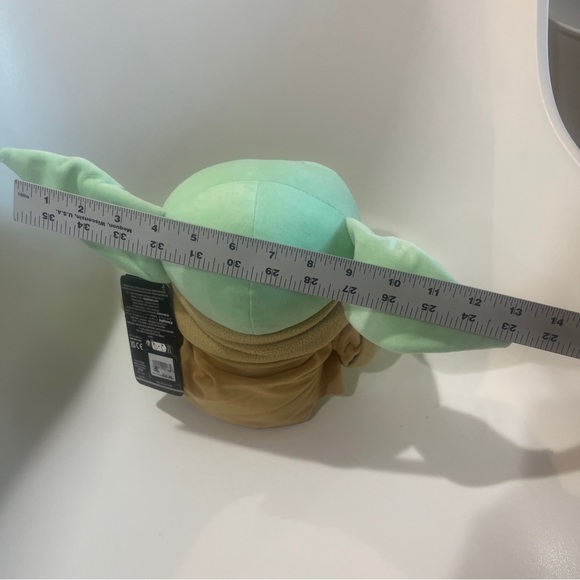 Disney Star Wars The Mandalorian Grogu Baby Yoda Big Feet Plush Toy - Picture 9 of 12